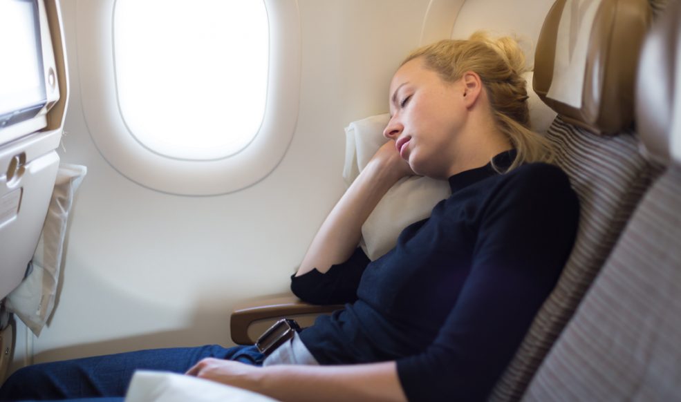 Im Flugzeug schlafen Die besten Tipps THE FREQUENT TRAVELLER