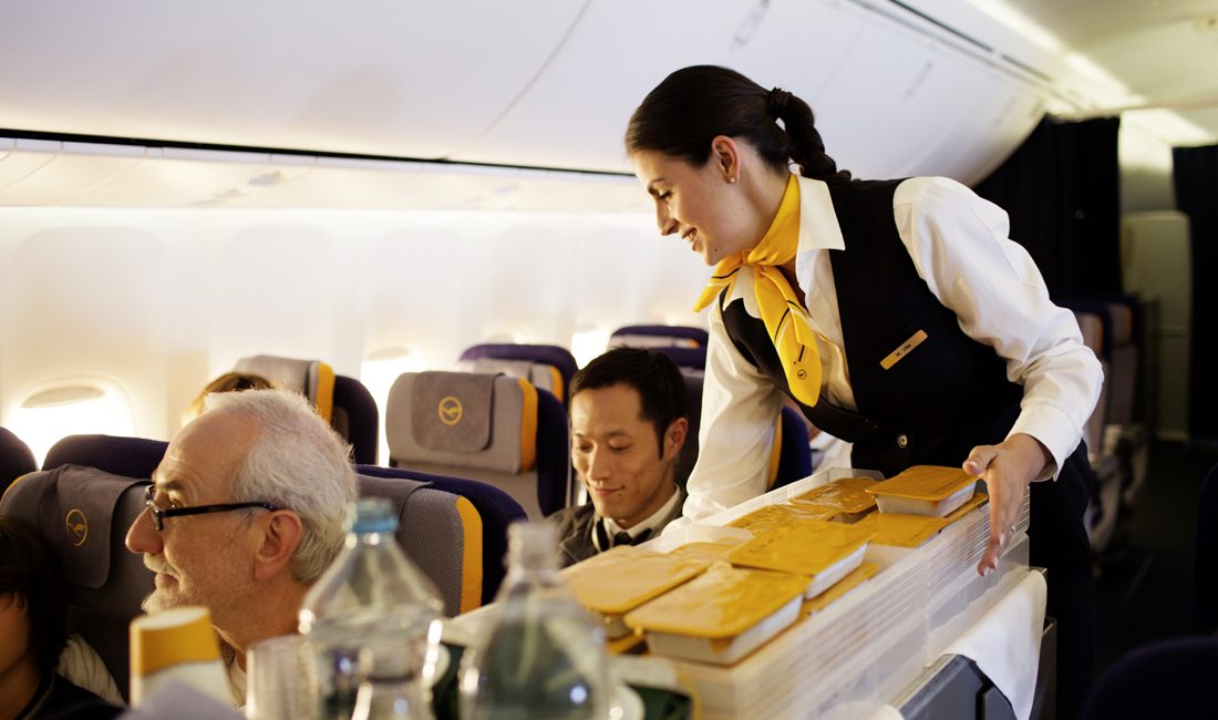 Catering an Bord Airline-Catering