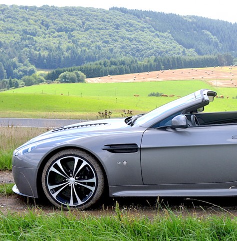 Fahrbericht Aston Martin V12 Vantage S Roadster