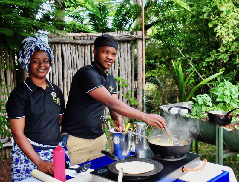 The Residence Zanzibar: Kochen im Kräutergarten