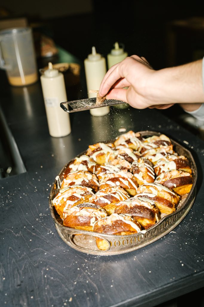 KALLE HALLE Lobster Roll