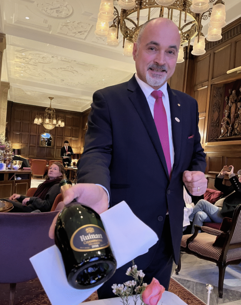 Afternoon Tea Vierjahreszeiten Hamburg